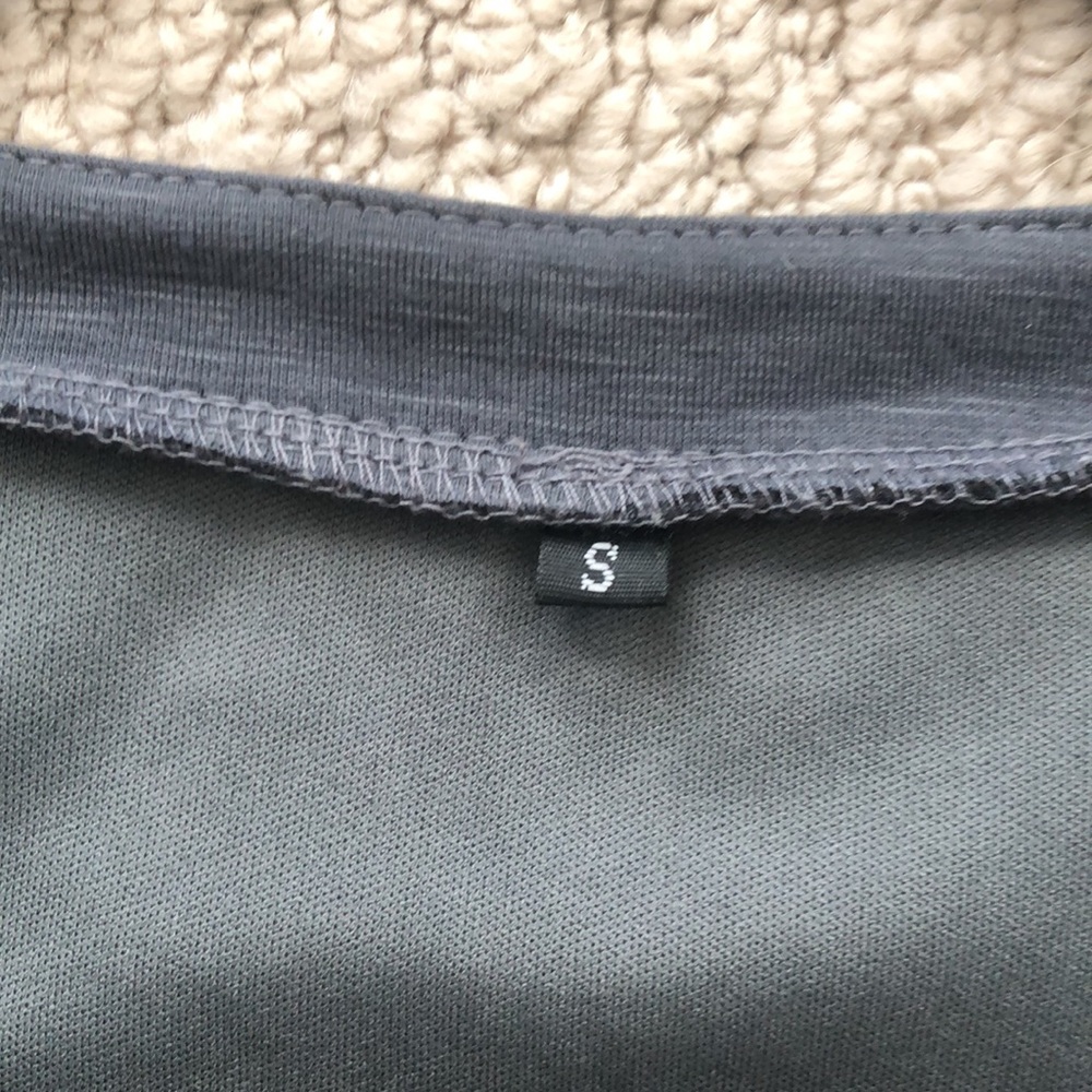 Gray dress - Picture 3 of 5